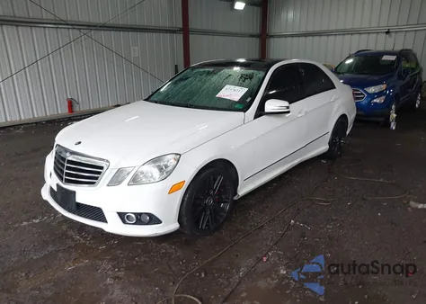 2010 Mercedes-Benz E 350 4Matic из США, поврежденный, VIN WDDHF8HB5AA258103